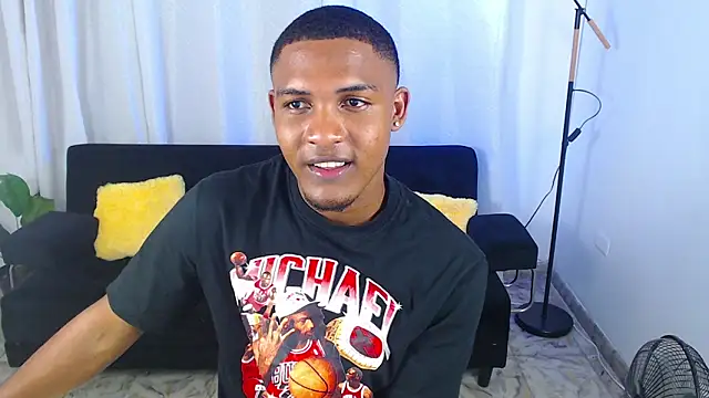 Show de MaxCum18_ na webcam