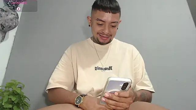 BASTIAN_NICOLAS_: απευθείας συνομιλία ΧΧΧ