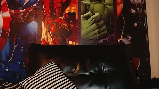 XXX chat uživo modela Kevin_Charless