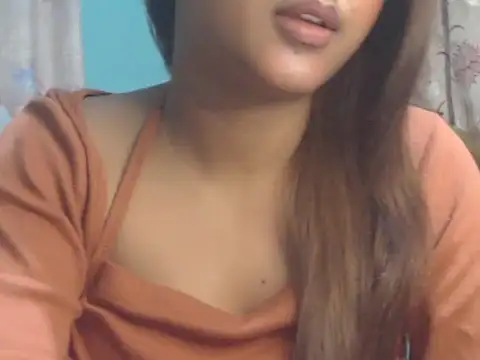 Chat +18 de NancyRuvi ao vivo