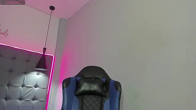 Chat XXX Live Sylasfrost