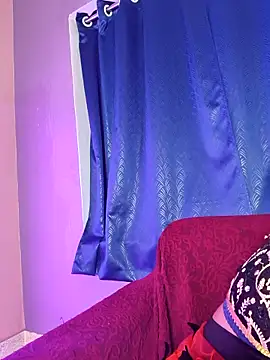 Pokazy przed kamerką – noty_girl2