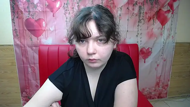 NeonilaLisova 现场XXX聊天