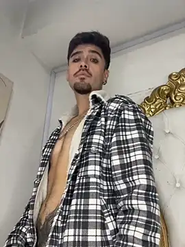 BrunoTurnerr ওয়েবক্যাম শো