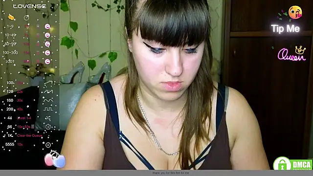 Amali_Ivanna_smit Adlı Modelin Canlı XXX Sohbeti