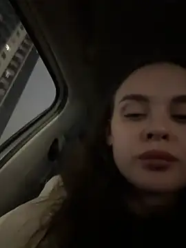 KristiRich Adlı Modelin Canlı XXX Sohbeti