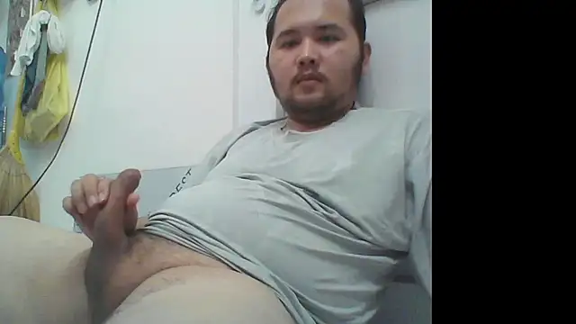 XXX chat uživo modela linhlinhthan