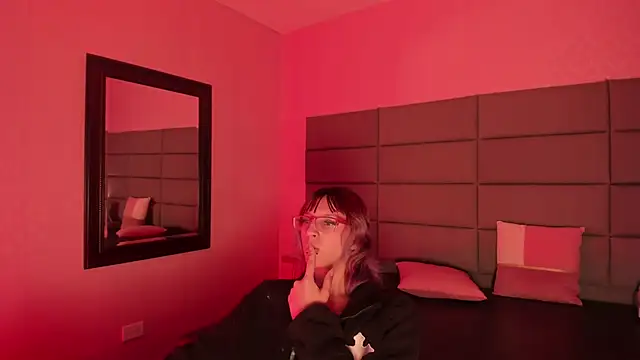 Chatroom XXX en direct de KatsuraRen