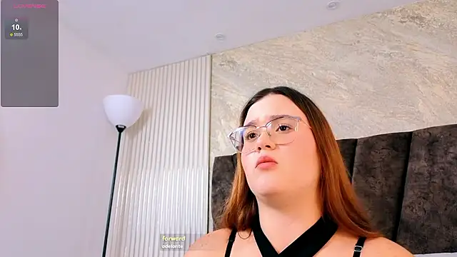 XXX chat uživo modela zoe_hugeboobs