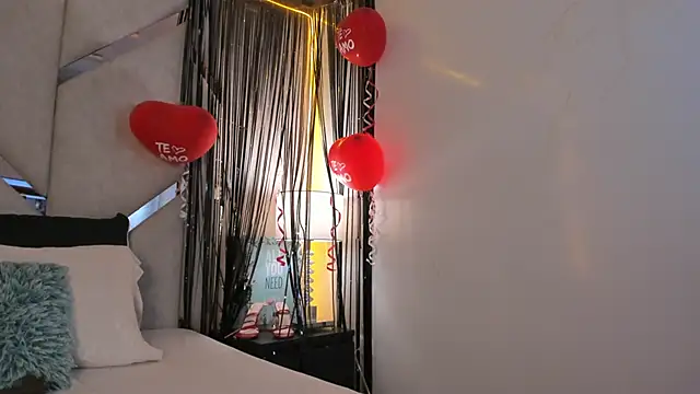 Alisson-Collins élő XXX-chatje