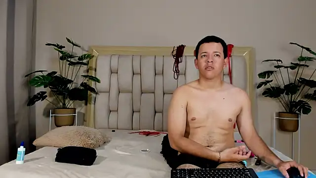 DannandSebastian 即時 XXX 聊天