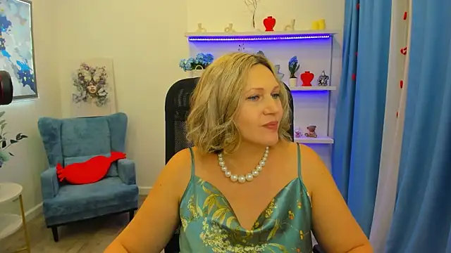 NinaStarle – Naživo XXX chat