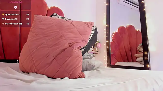 Chat +18 de Venuswilds ao vivo