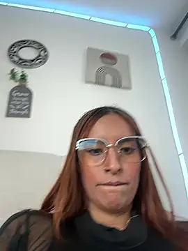 دردشة Seized_lust الجنسية المباشرة