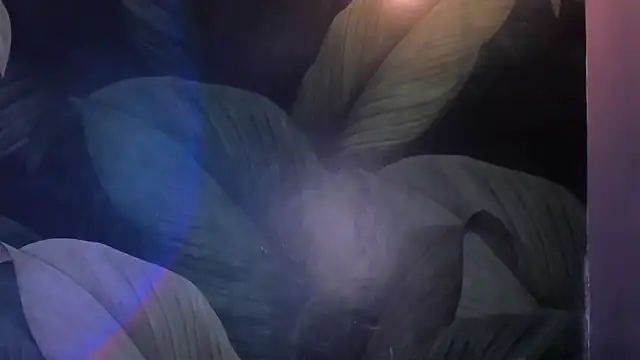 sweett_dirty Pertunjukan Webcam