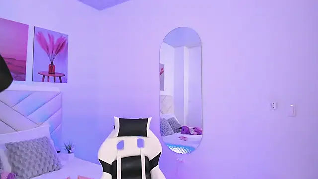 Czat XXX na żywo – Brianna_bigboobs