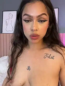 Mila_Hank_: онлайн-секс-чат