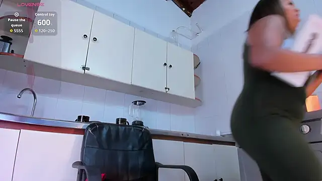 Chat XXX ao vivo de BustyGlow