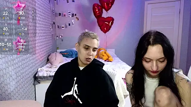 XXX chat uživo modela Escaped_Brides