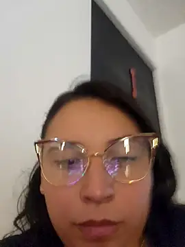 LizzRouse: απευθείας συνομιλία ΧΧΧ