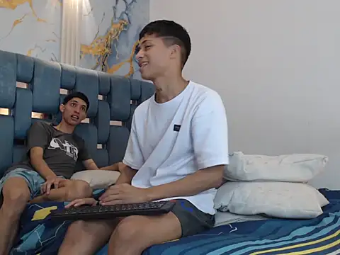 GOLD_BOYS Live XXX-chat