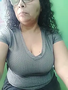 Amarantha25 live XXX chat