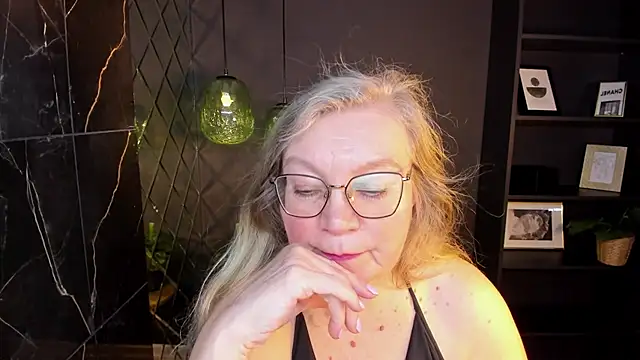 NataliMellow Webcam show