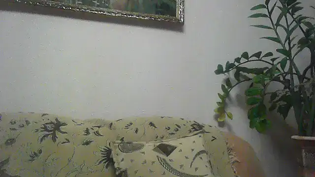 Chat +18 de ClaireShannon ao vivo