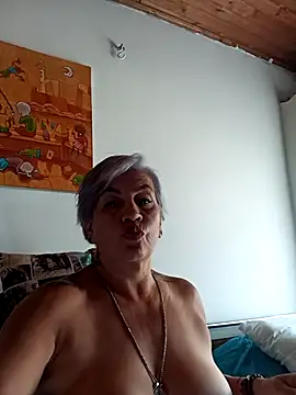 DirtyBIianca Chat XXX in diretta