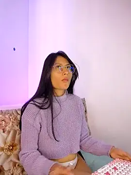 NayeCloud Chat XXX in diretta