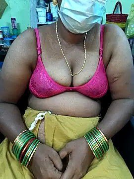 Chat XXX en directo de Tamilselviroja-