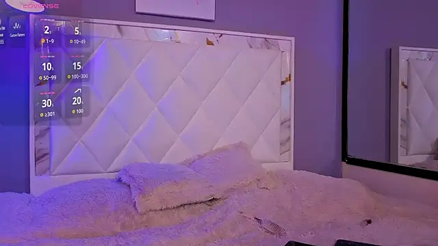 Megan_Do_Santosのウェブカメラショー