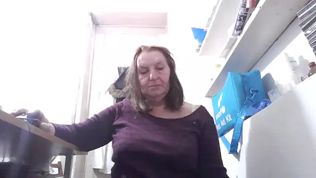 AnnaLive570 Webcam Show