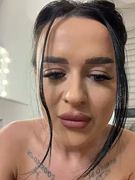 Chat +18 de Katty_Pery ao vivo