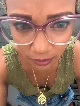 Amaliu_ Chat XXX in diretta