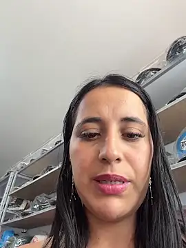 Živý XXX chat GiaDuque