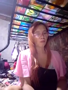 โชว์เว็บแคมของ SexyHottMom