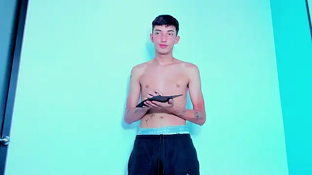 Maikol_Ortiz's Live XXX Chat