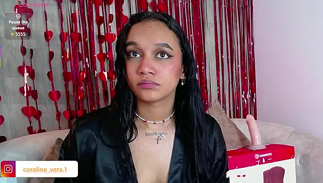 Chatroom XXX en direct de coraline_vera