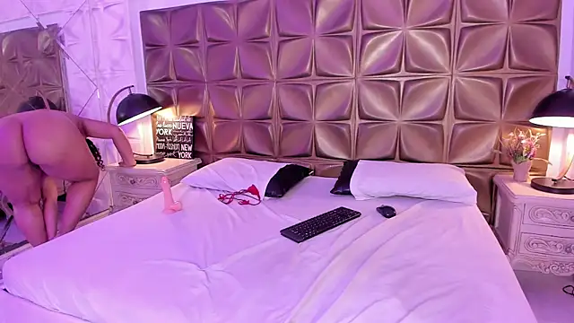 LunaJohns Chat XXX in diretta