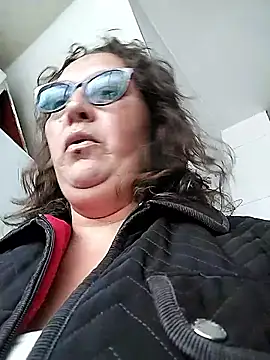 Chatroom XXX en direct de _Saraqueen