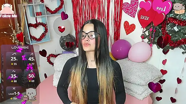 DestinyHills Chat XXX in diretta