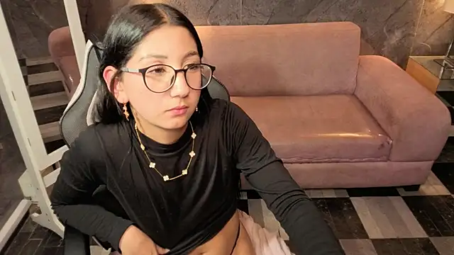 Sophie_jones_b Live XXX-Chat