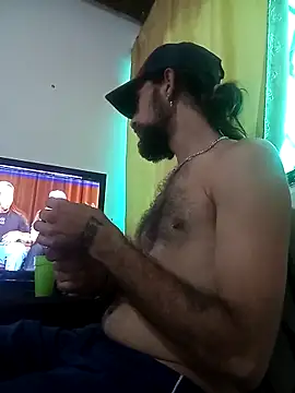 hairy_mannn live XXX chat