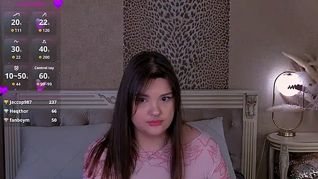 EmilyHyde Show Webcam