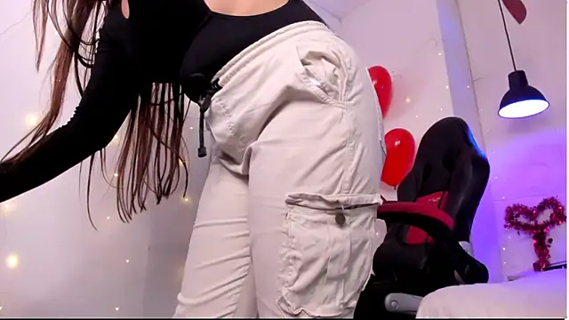 Pokazy przed kamerką – angel_hardy_dl