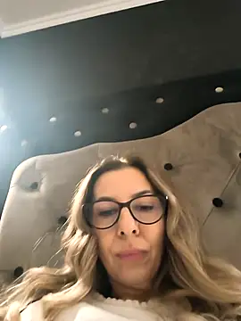 SukyGirl – Live XXX-chat