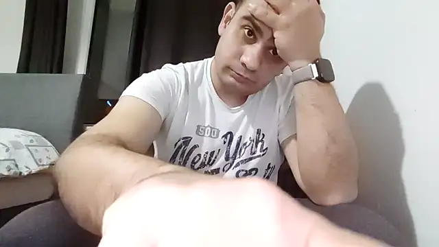 YakisikliSikici – Kamerová šou