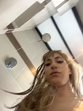 SweetieSinXXX 现场XXX聊天