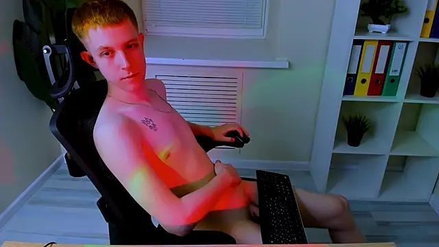 Dylan_Norton: онлайн-секс-чат